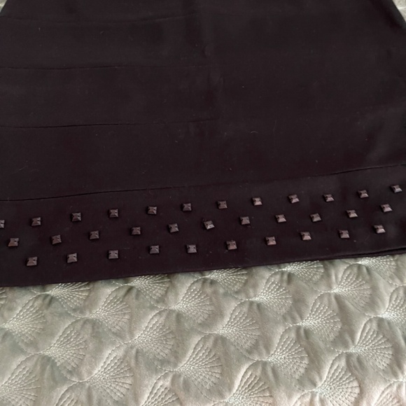 Black skirt - Picture 4 of 4